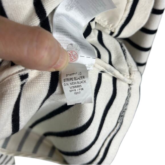 Old Navy Blazer Womens Large Cream/Black Striped Pocket Front Long Sleeve - Picture 6 of 8